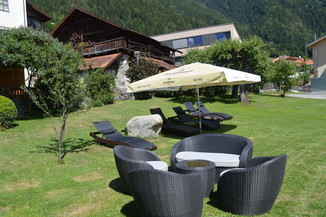Gasthof Zum Stern Oetz Exterior foto